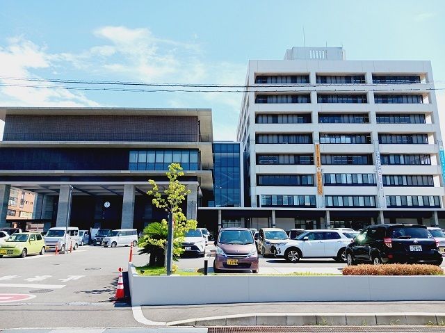 役所　宇和島市役所様（役所）まで1900m