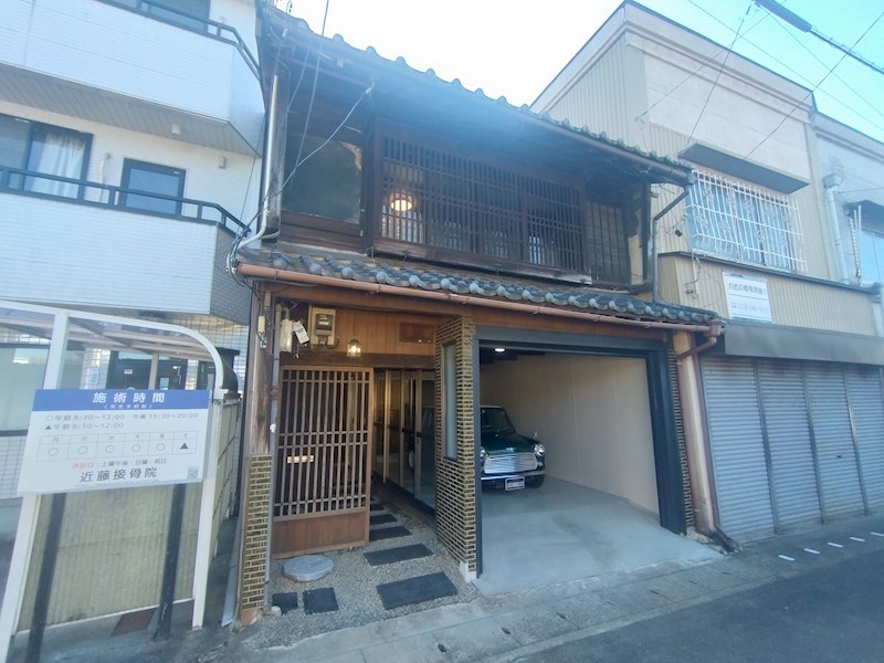 建物外観　笠松町のリノベーション戸建てです。