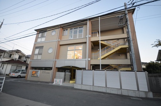 幼稚園・保育園　ほうりんフレンズ保育園（幼稚園・保育園）まで381m