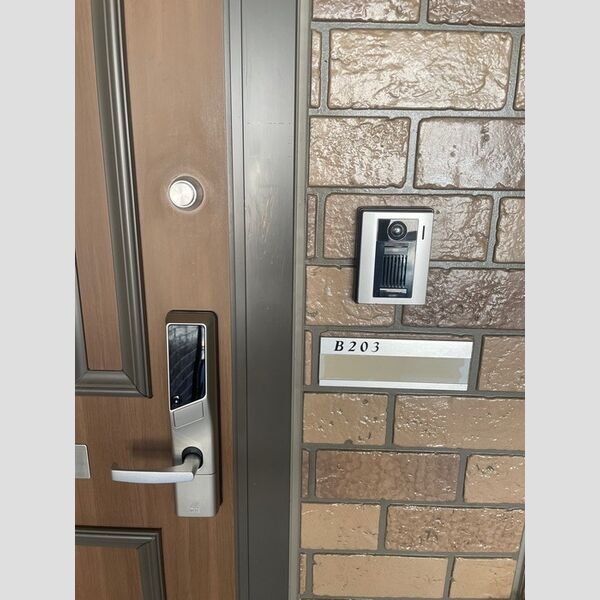 その他設備　カメラ付きインターホン♪