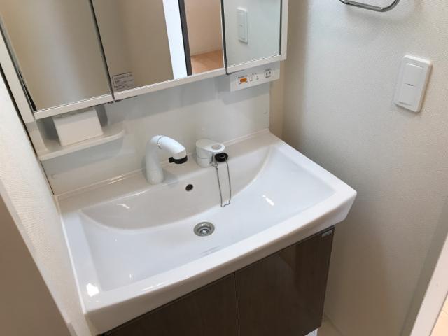 洗面設備　洗髪洗面化粧台（イメージ）