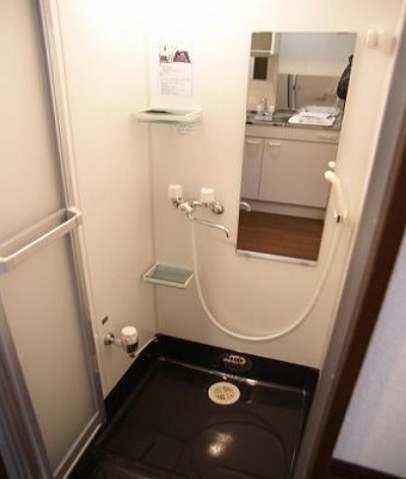 バス・シャワールーム　シャワー・トイレ別