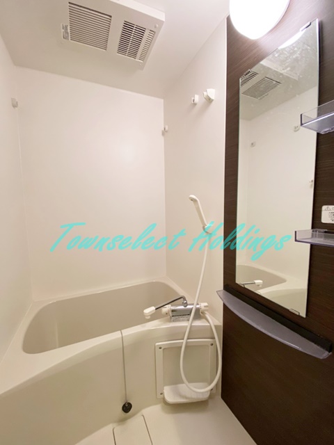 バス・シャワールーム　清潔感のあるバス♪