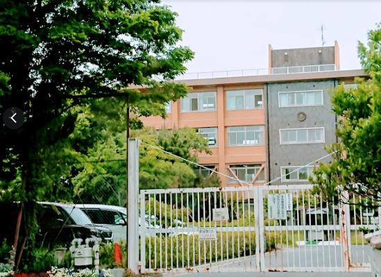 高校・高専　京都教育大学附属高等学校（高校・高専）まで824m