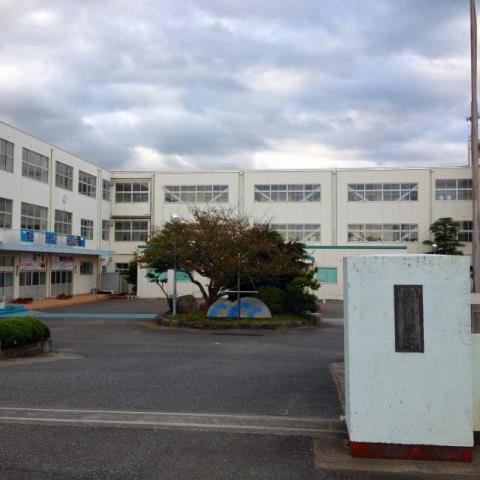 中学校　浜岡中学校（中学校）まで905m