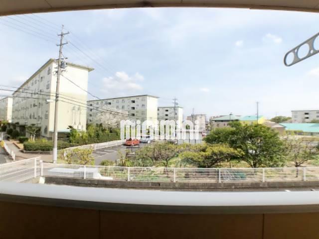 眺望　※室内写真は反転タイプのサンプル写真です。