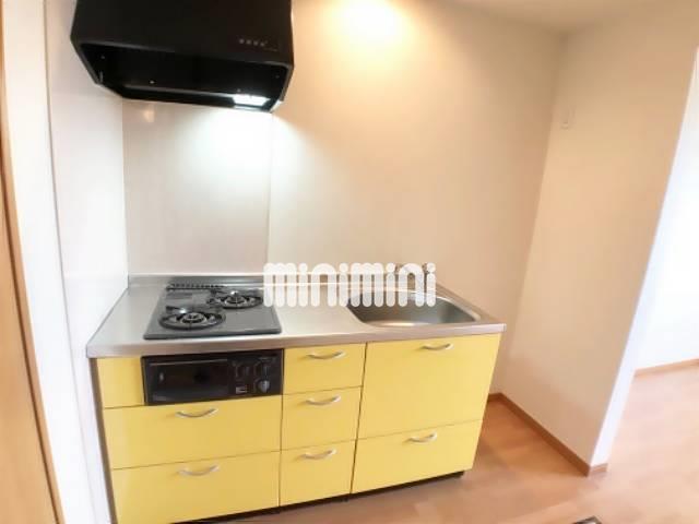 キッチン　※室内写真は反転タイプのサンプル写真です。