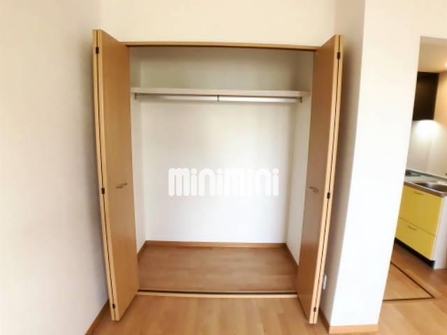 収納　※室内写真は反転タイプのサンプル写真です。