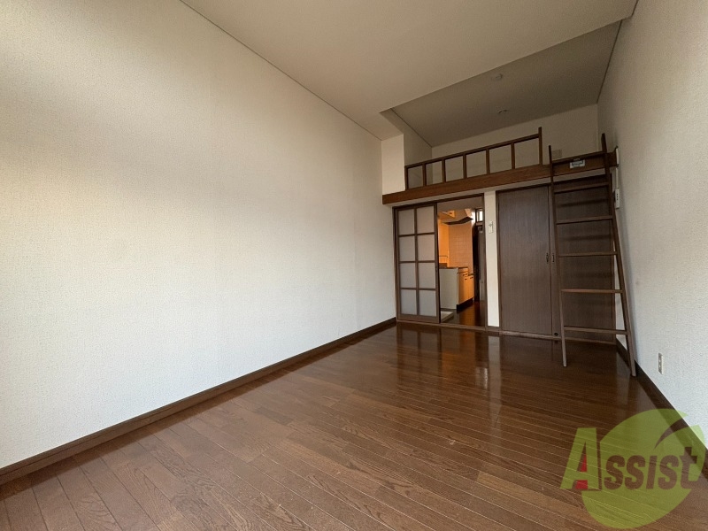 バス・シャワールーム　リビングを別角度から撮影するとこんな感じになります。