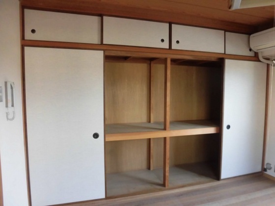 収納　※別号室の写真です