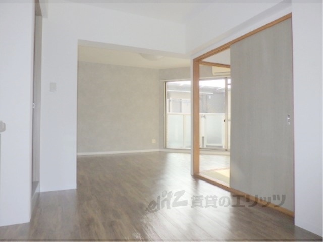 居室・リビング　リビング