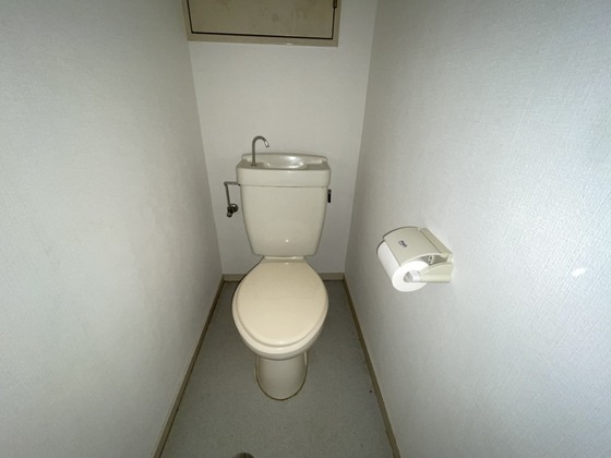 トイレ　※別部屋の写真です