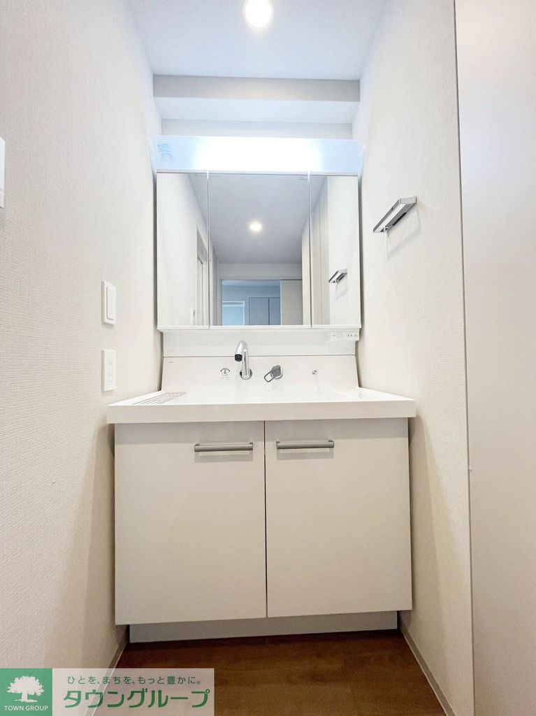 洗面設備　収納