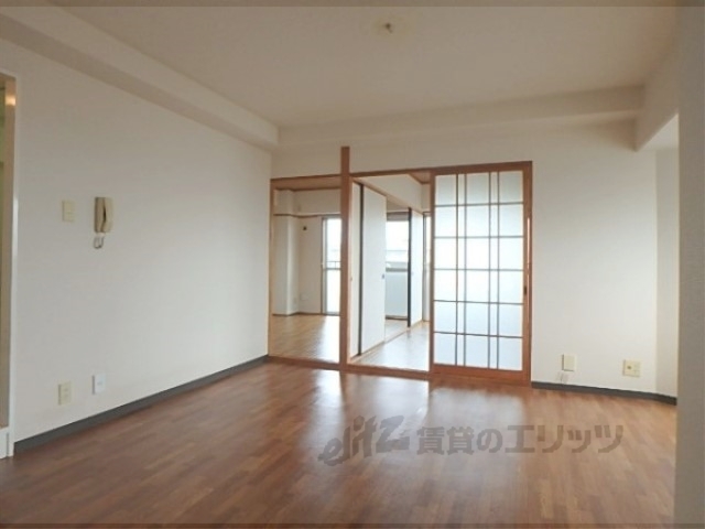 居室・リビング　リビング