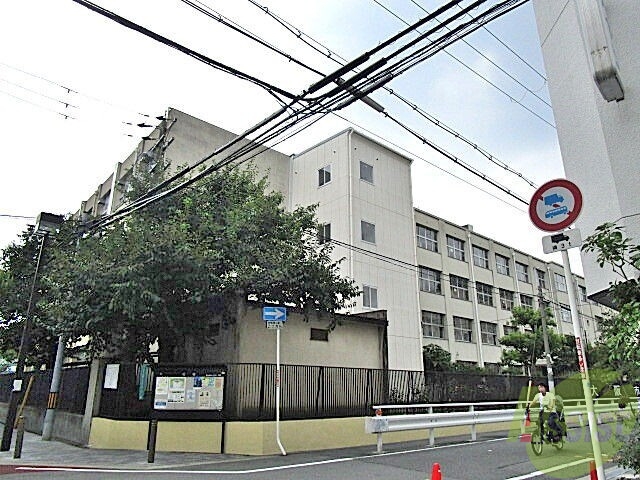 小学校　大阪市立木川小学校（小学校）まで673m