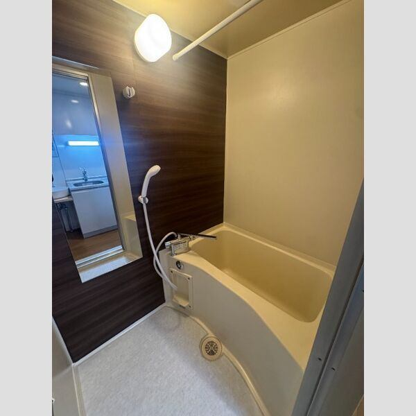 バス・シャワールーム　※別部屋写真※