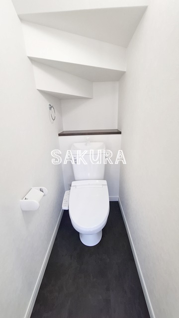 トイレ　嬉しい温水洗浄便座♪