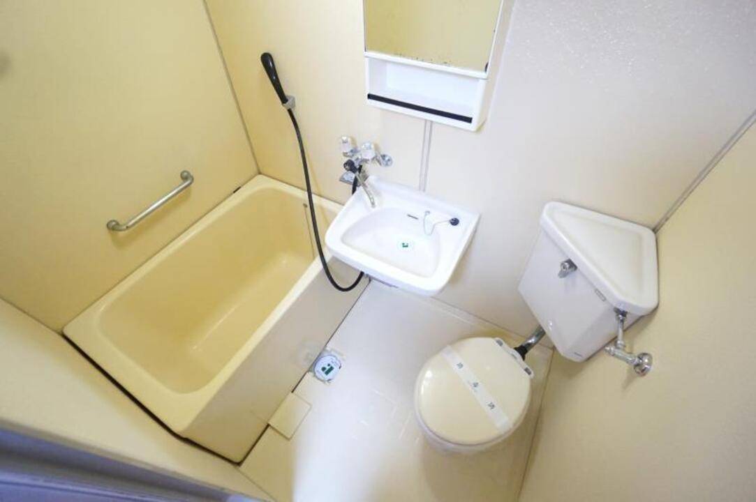 バス・シャワールーム　浴室