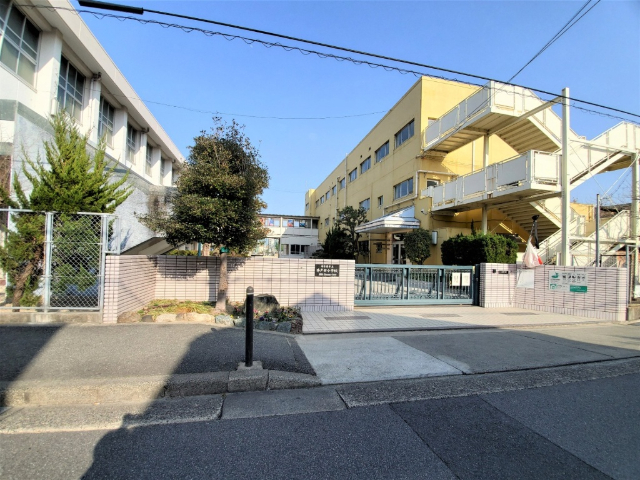 小学校　名古屋市立井戸田小学校（小学校）まで309m