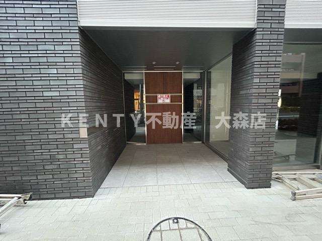 エントランス　建物の内部です