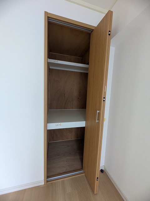 収納　同物件別号室のものです。