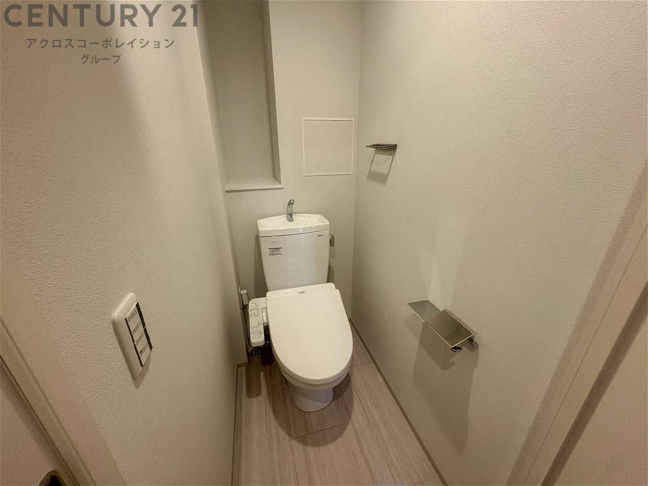 トイレ　温水洗浄便座です！