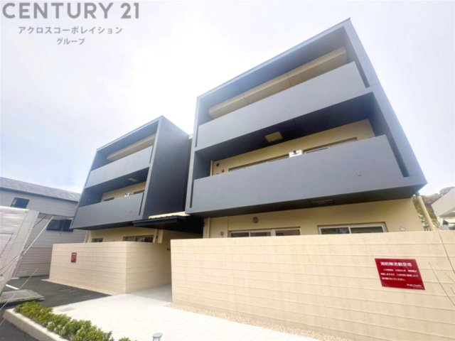 建物外観　エレベータ付きで、ベビーカーや重い荷物があっても便利！