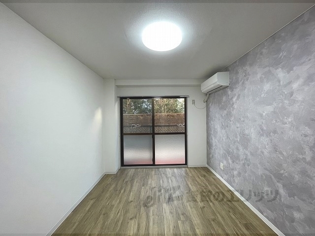 居室・リビング　洋室