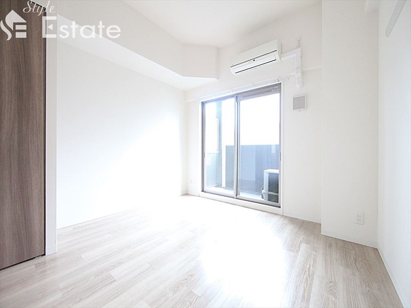 居室・リビング　内装