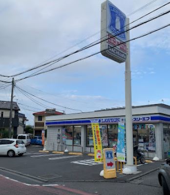 コンビニ　ローソン・スリーエフ 茅ヶ崎松林店（コンビニ）まで724m