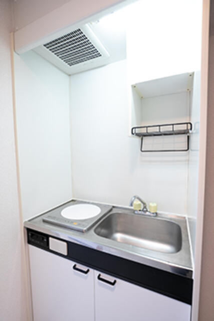 キッチン　※写真は同タイプ住戸です。