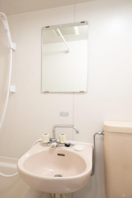洗面設備　※写真は同タイプ住戸です。