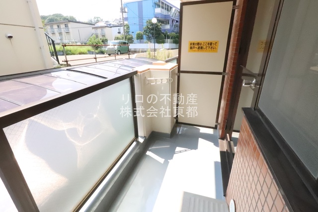 バルコニー　隣室の写真です。