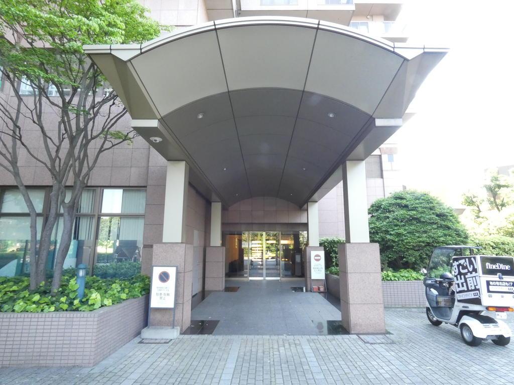 エントランス　エントランス