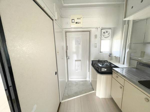 玄関　ビレッジハウスの同一物件・同一タイプの間取りの写真です