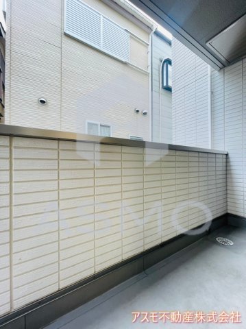 バルコニー　同マンション別部屋　参考写真