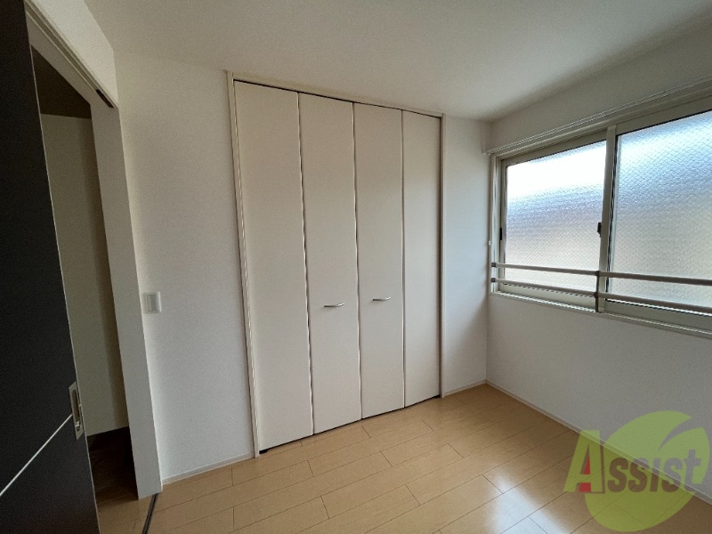 収納　収納は大きく、たくさんの物がしまえそうです。