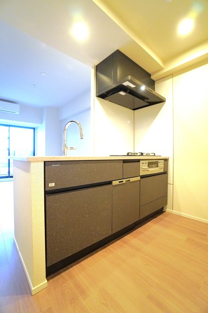 キッチン　※写真は同タイプ住戸です。