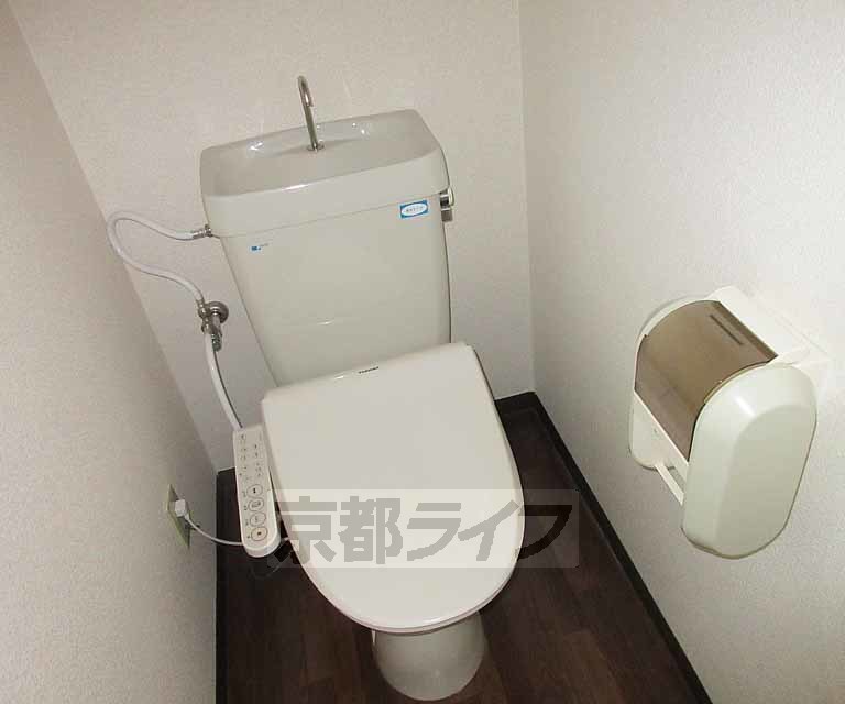 トイレ　清潔感のあるトイレです