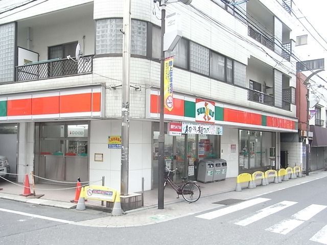 コンビニ　サンクス（コンビニ）まで600m