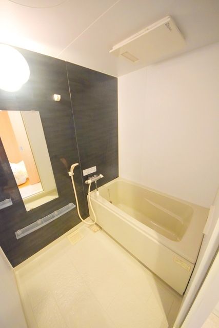 バス・シャワールーム　★綺麗なバスルームです★