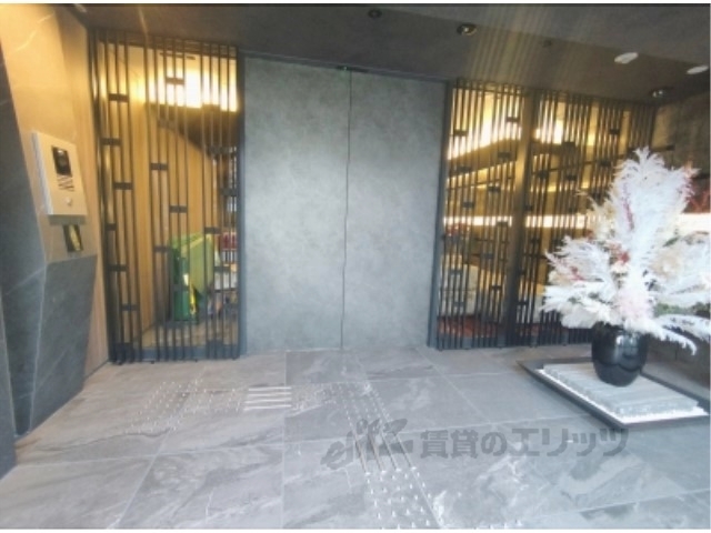 エントランス　メールルーム入り口