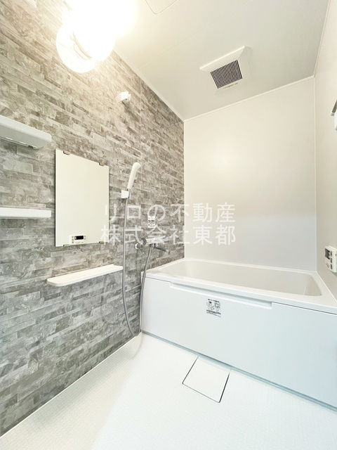 バス・シャワールーム　広々とした浴槽が人気です！日ごろの疲れも取れます♪