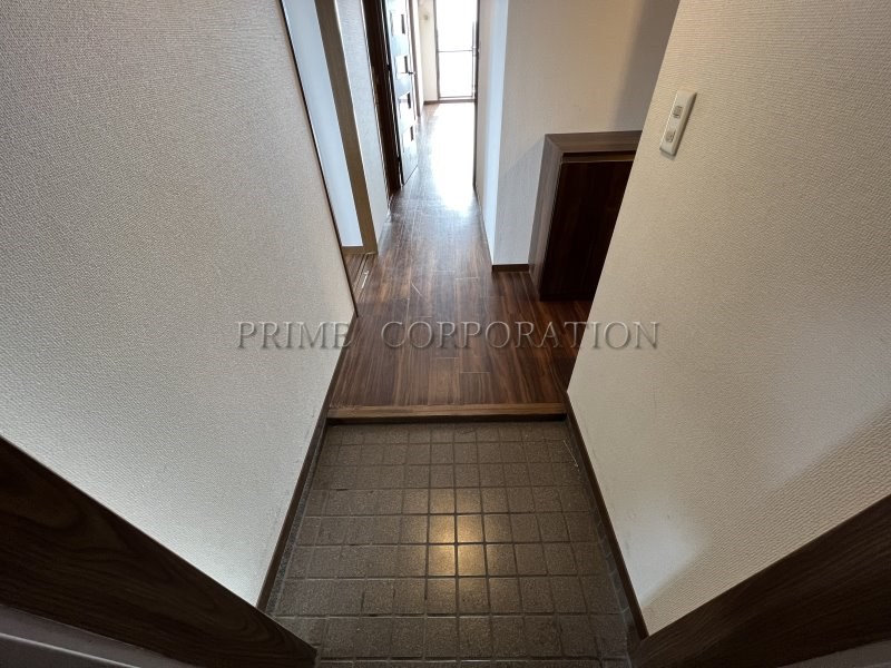 玄関　※参考写真※