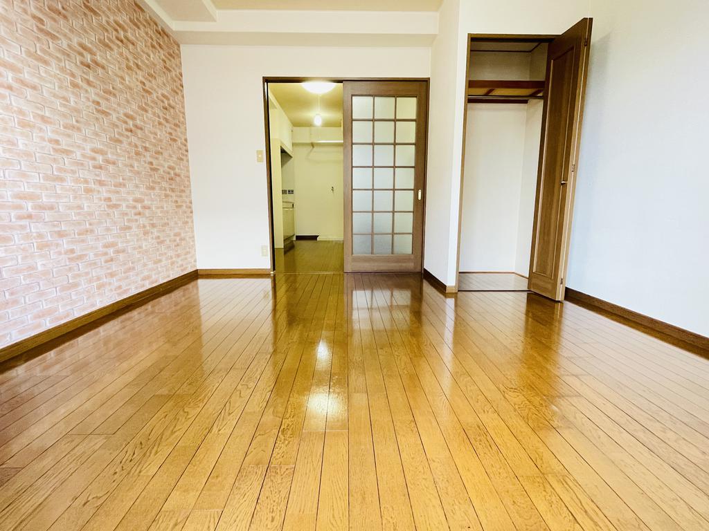 居室・リビング　※室内は現況を優先します