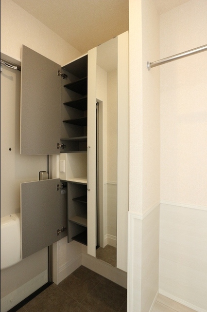 玄関　シューズボックス