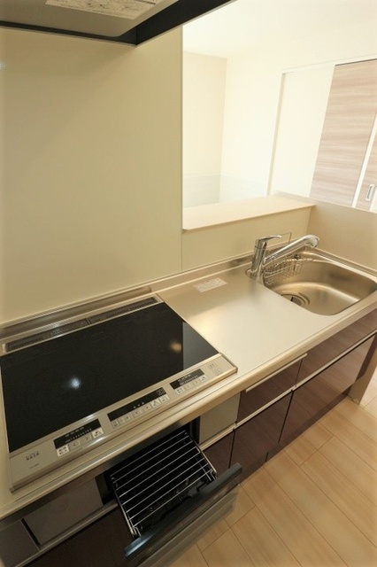 キッチン　システムキッチン　ＩＨコンロ