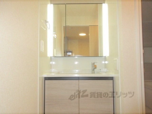 洗面設備　独立洗面台