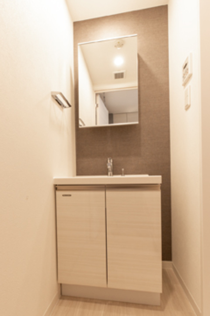 洗面設備　※写真は同タイプ住戸です。