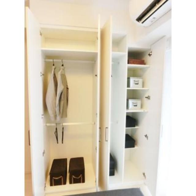 収納　写真は同タイプ住居です。